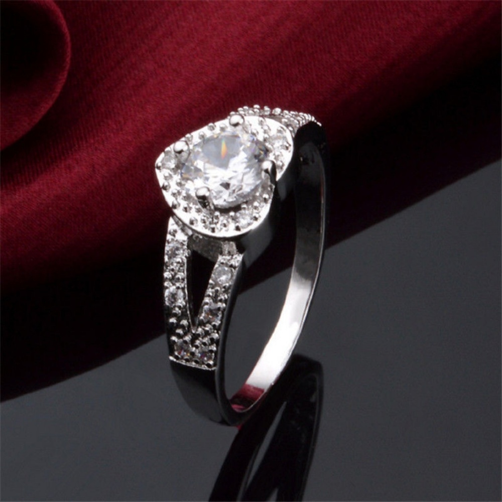 Love Heartl Silver Plated Crystal Ring - Picture 6 of 6